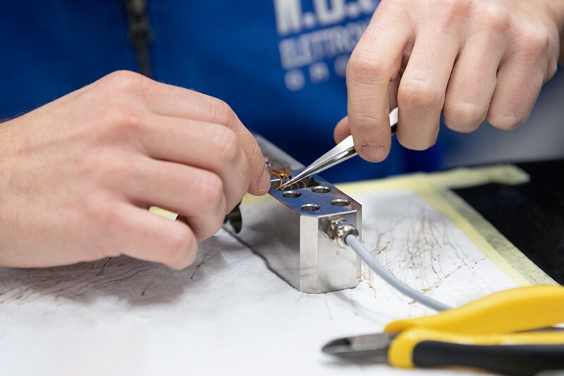 NBC Elettronica - Prototipazione & testing_assemblaggio